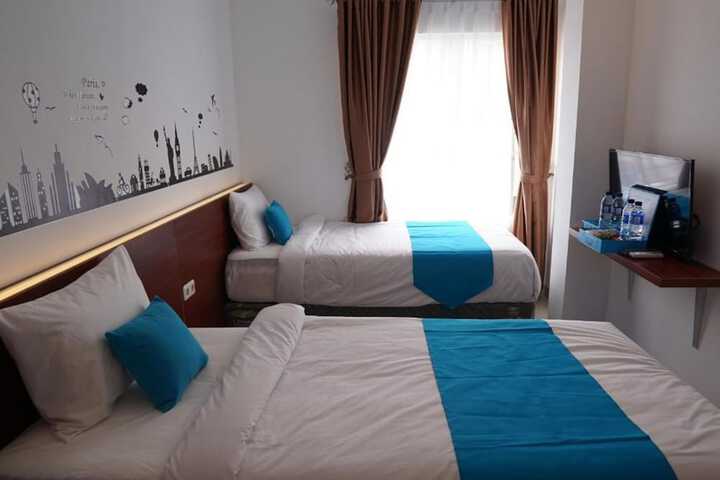 Room 3 of 26