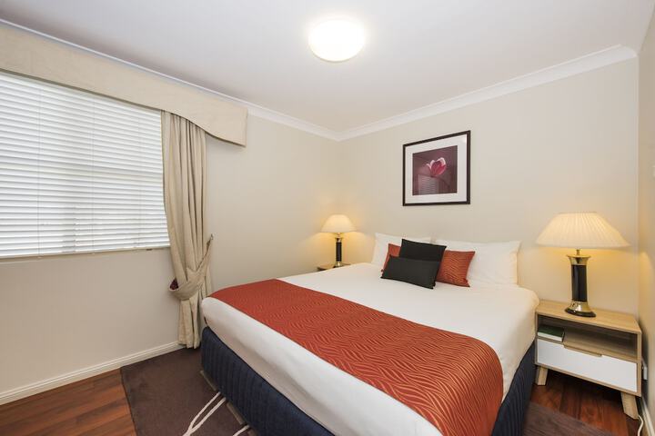 Room 12 of 29