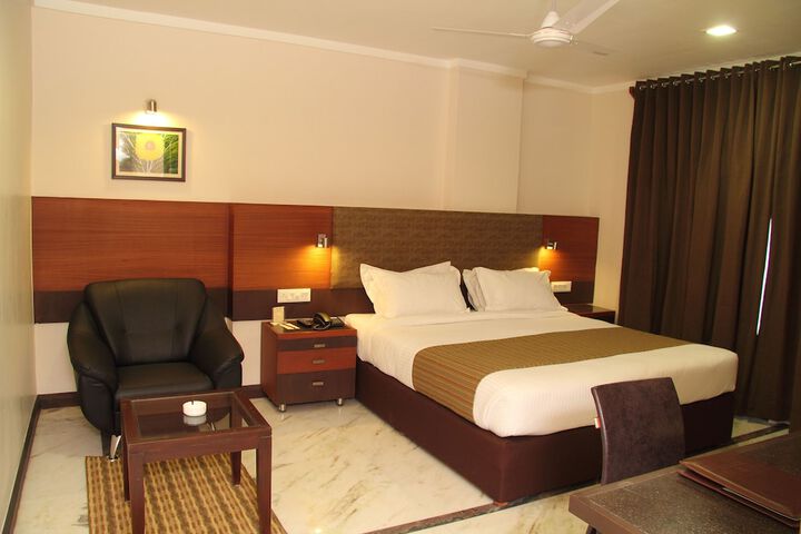 Room 19 of 83