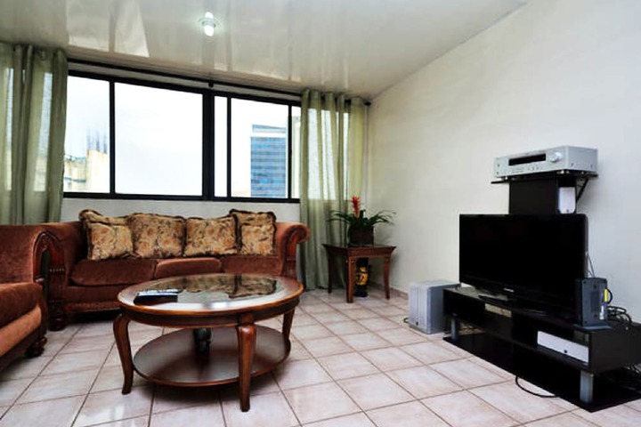 Room 6 of 17