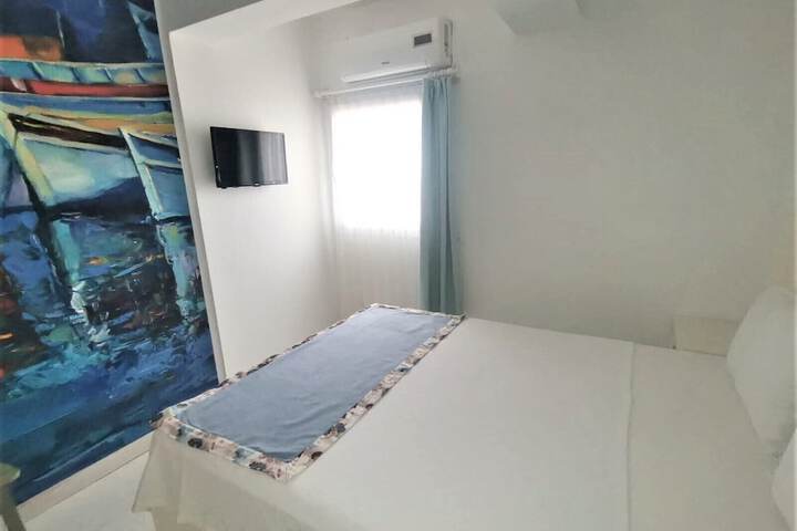 Room 3 of 6