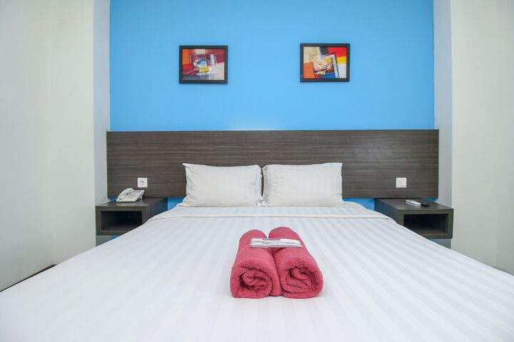 Room 10 of 26
