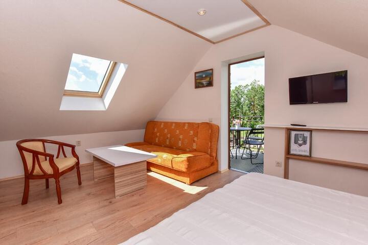 Room 13 of 59