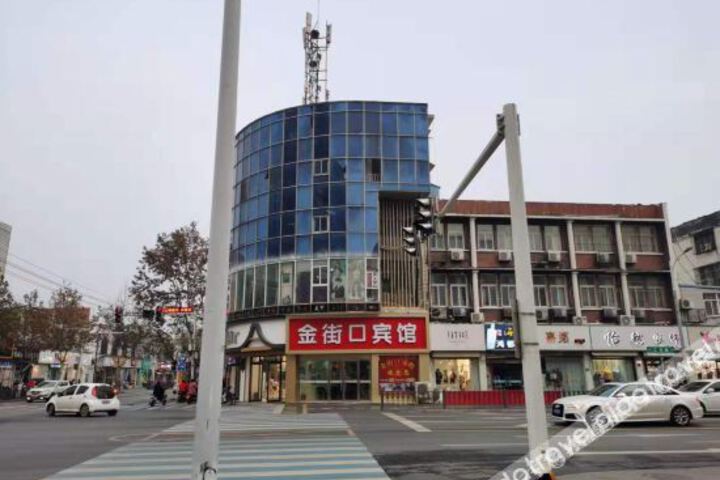 Hotel 4 of 25