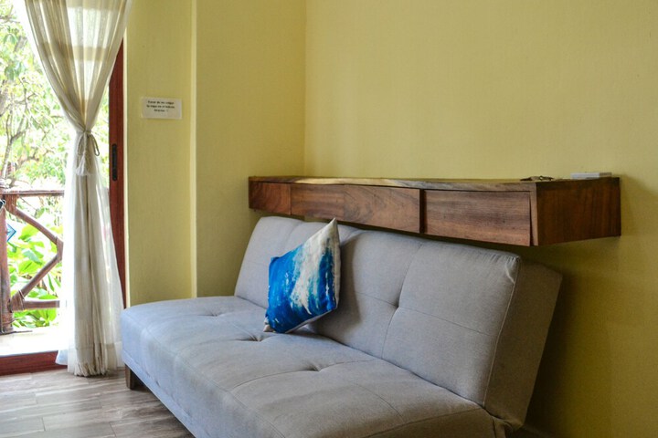 Room 15 of 60