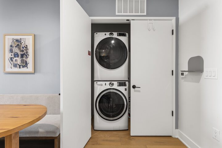 Laundry 708 of 860