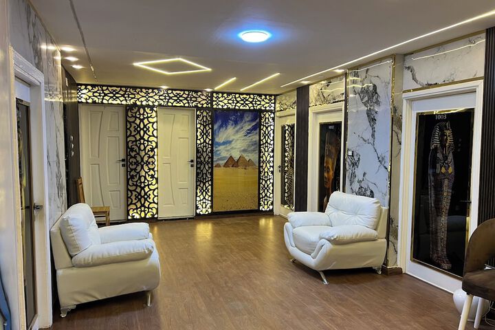 Hotel Interior 6 of 19