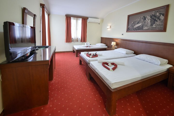 Room 13 of 45