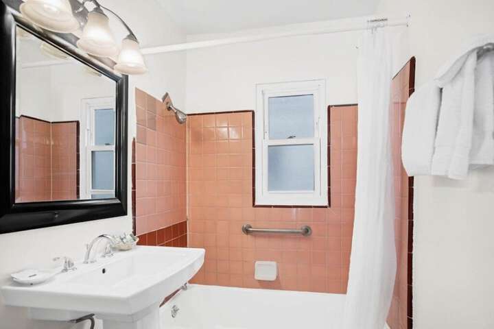 Room 45 of 73