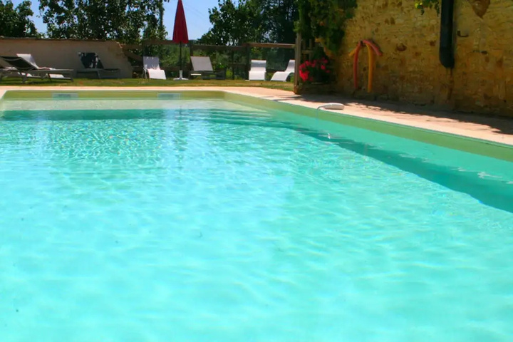 Pool 14 of 25