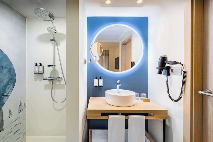 Bath Interior