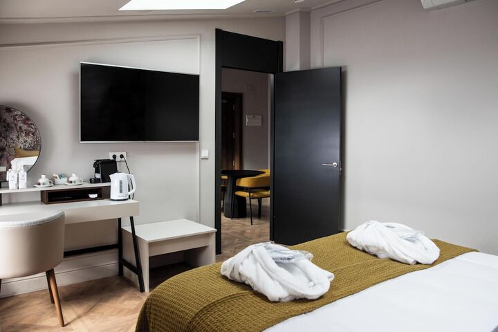 Room 22 of 56