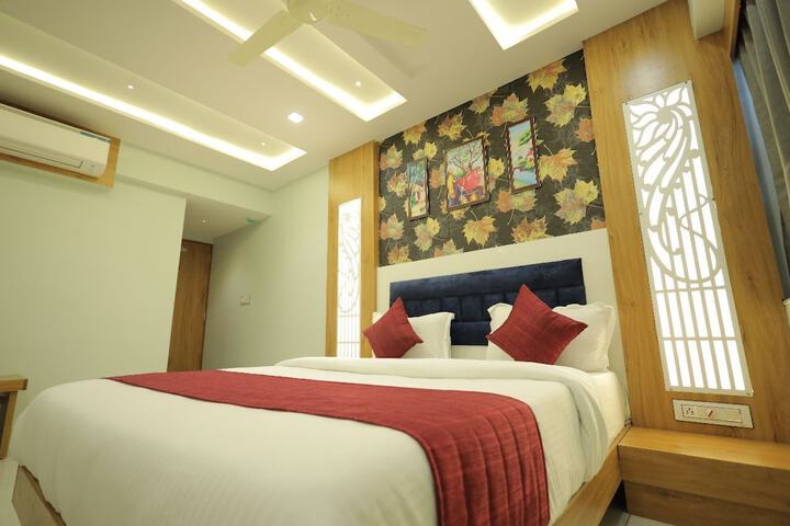 Room 2 of 14