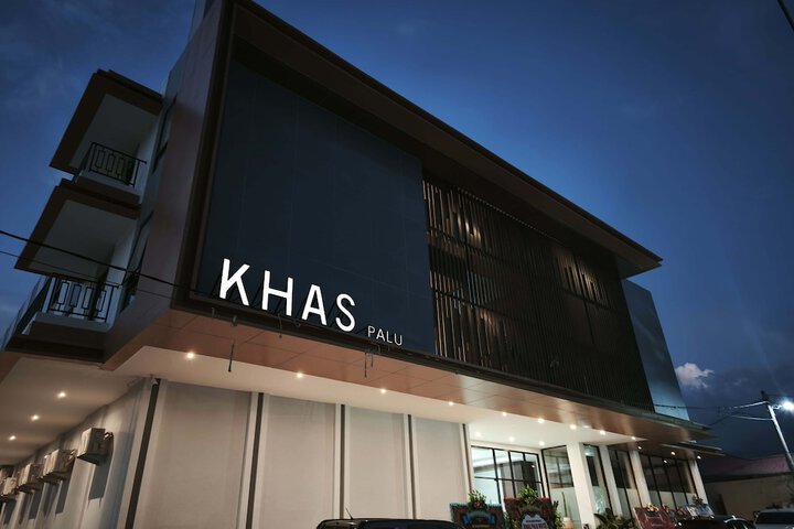 Photo of Khas Palu Hotel