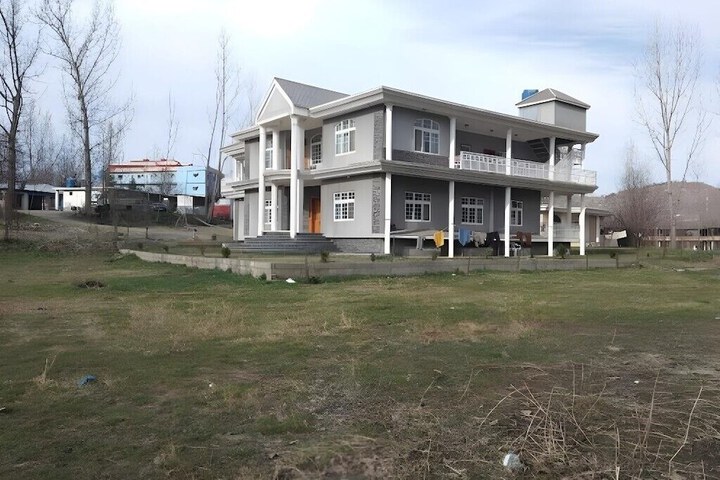Hotel 3 of 8