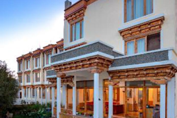 Hotel Zion