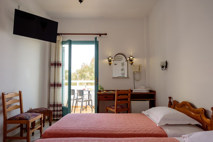 Room 4 of 23