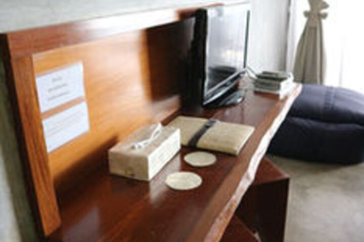 Business Center 8 of 34