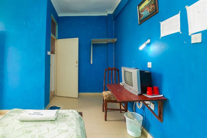 Room 11 of 46