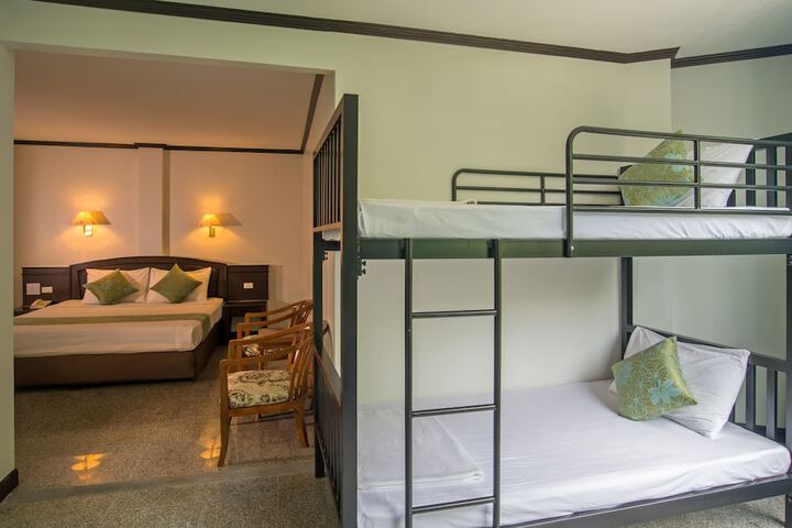 Room 15 of 35
