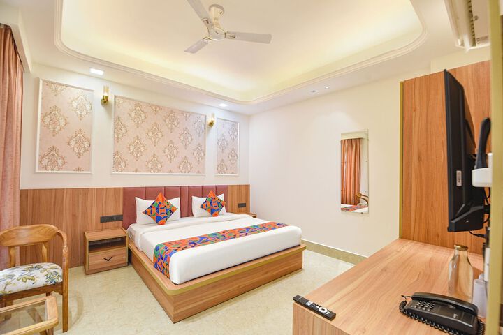 Room 19 of 47