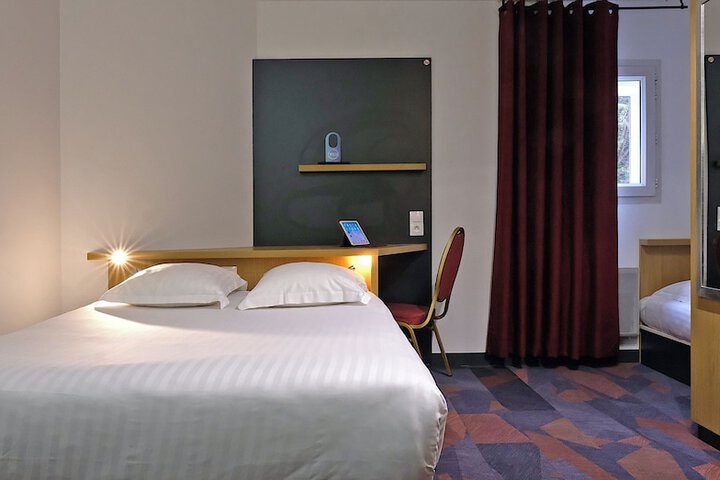 Room 7 of 23