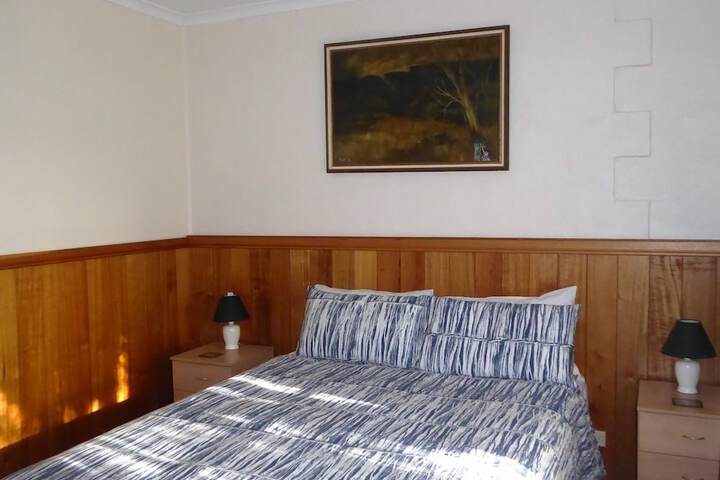 Room 2 of 46