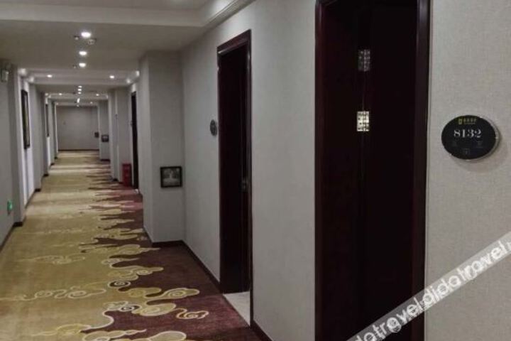 Hotel Interior 16 of 28