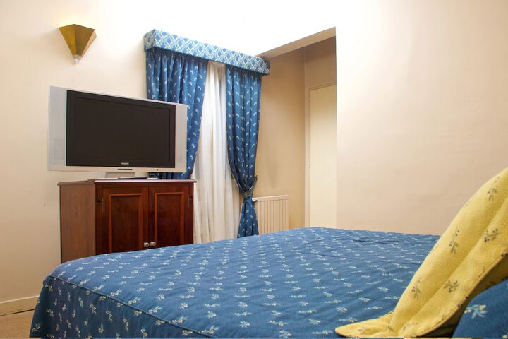 Room 7 of 37
