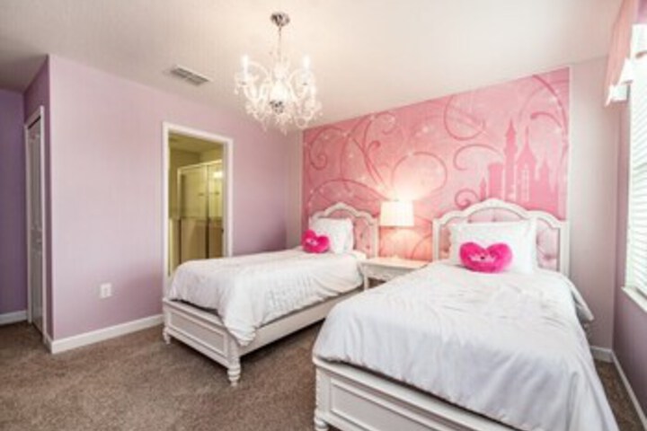 Room 42 of 50