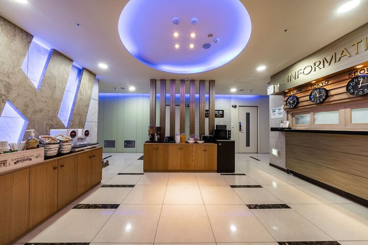 Hotel 5 of 91