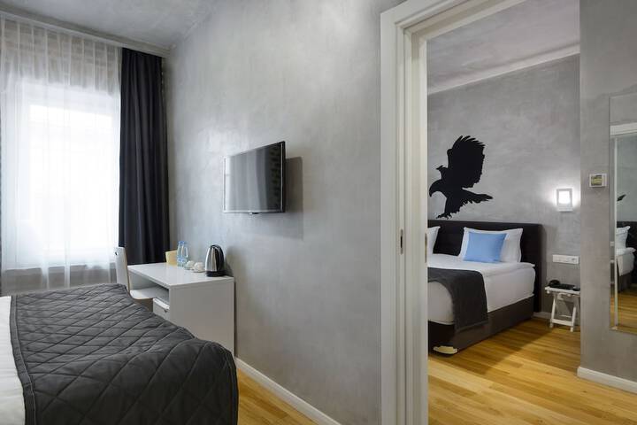 Room 22 of 69