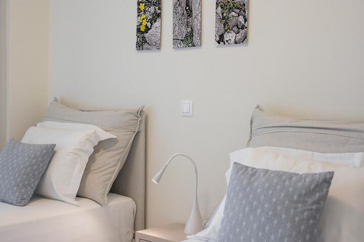 Room 9 of 125