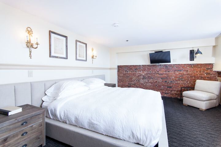 Room 5 of 55