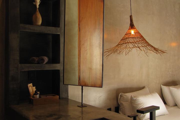 Room 20 of 60