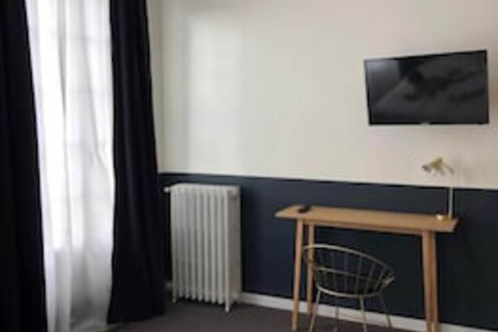 Room 47 of 60