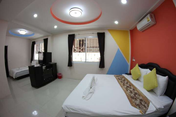 Room 28 of 58