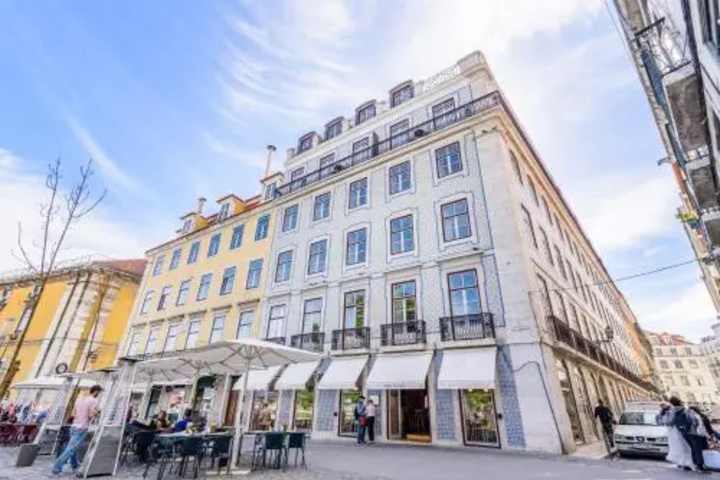 Image of Modernity & Comfort at Lisbon Downtown