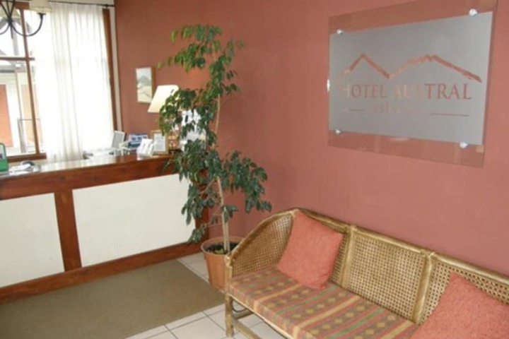 Entrance & Lobby