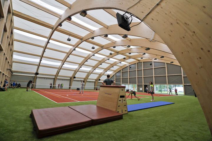 Tennis court