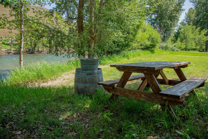 Property Grounds 34 of 43