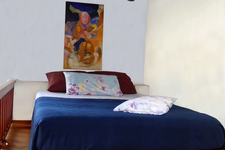 Room 10 of 10