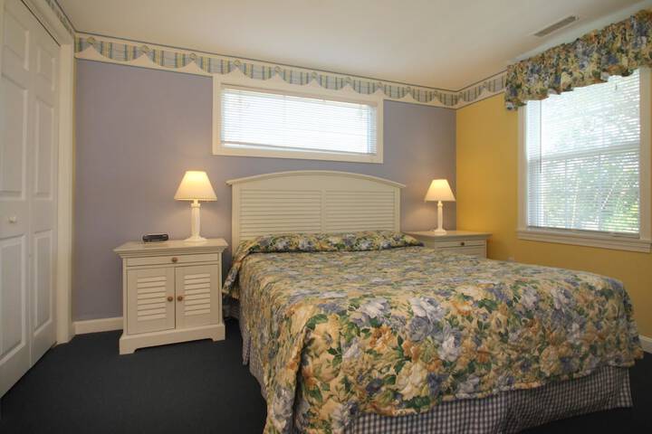 Room 4 of 56