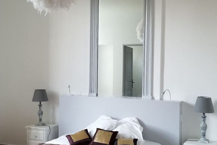 Room 3 of 47
