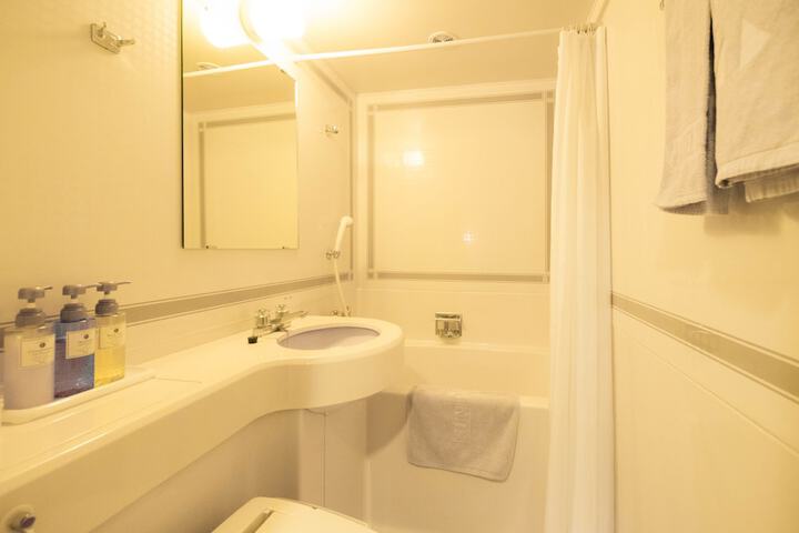 Bath Interior