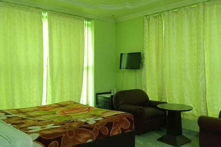 Suite Room