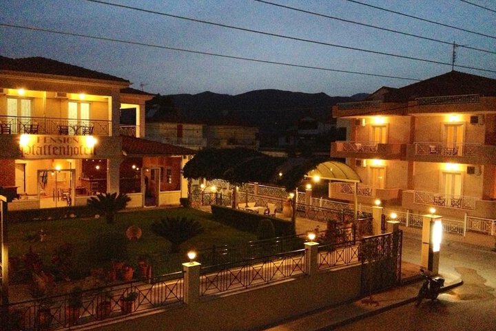 Hotel 52 of 58