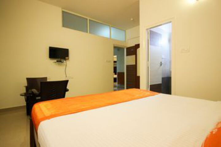 Room 6 of 21