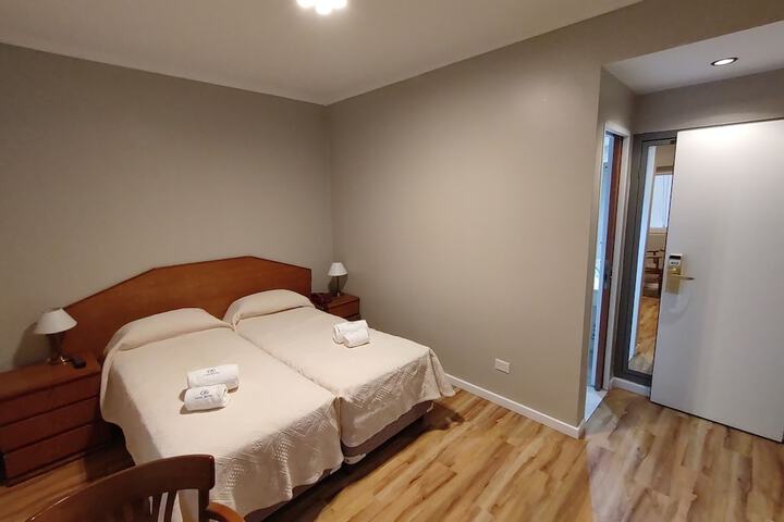Room 15 of 34
