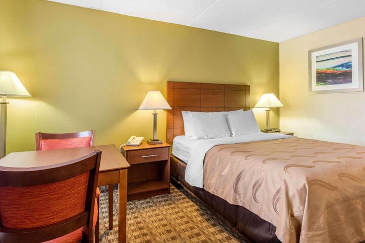 Queen Bed Accessible (1 of 17)